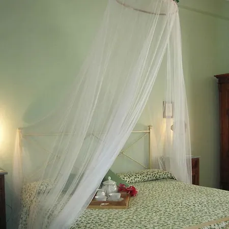 Bed & Breakfast Mustafa 3*